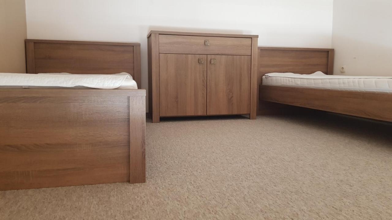 גיולה Vegvar Delux Apartman מראה חיצוני תמונה