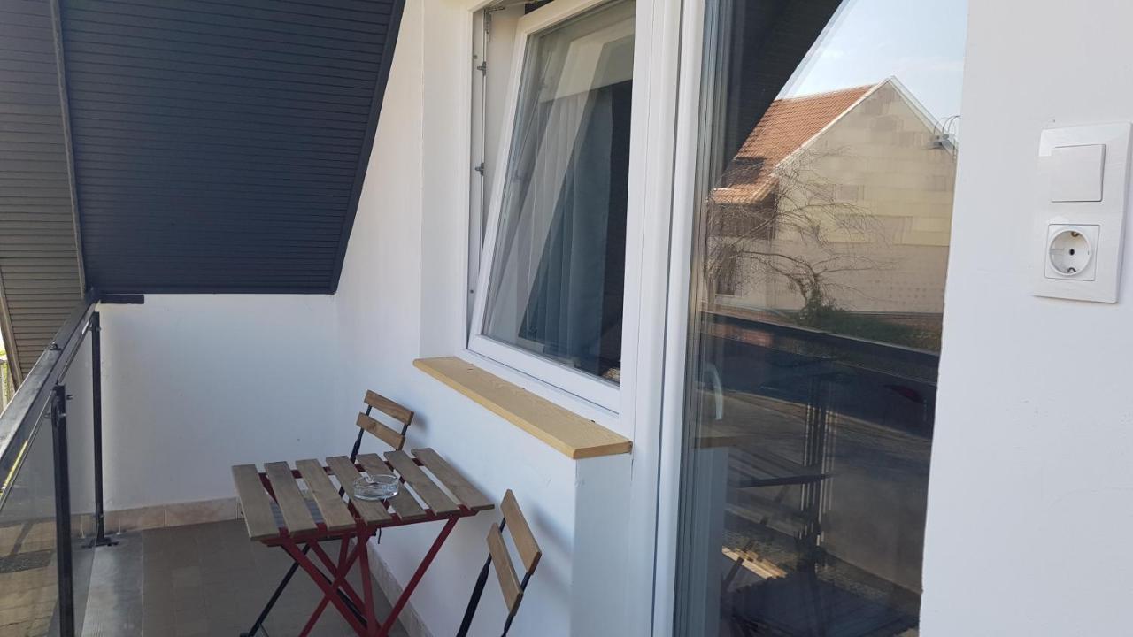 גיולה Vegvar Delux Apartman מראה חיצוני תמונה